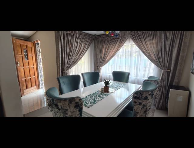 4 BEDROOM HOUSE TO LET IN THREE RIVERS